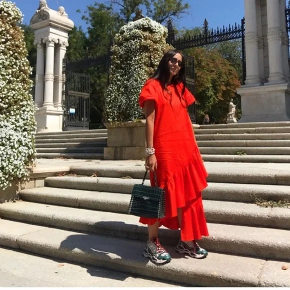 [Zara] Puff Sleeve Voluminous Tired Asymmetrical Maxi Dress - Picture 3 of 8